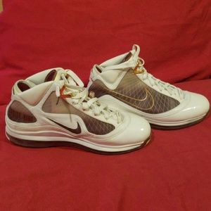 LeBron 7 ctk sneakers